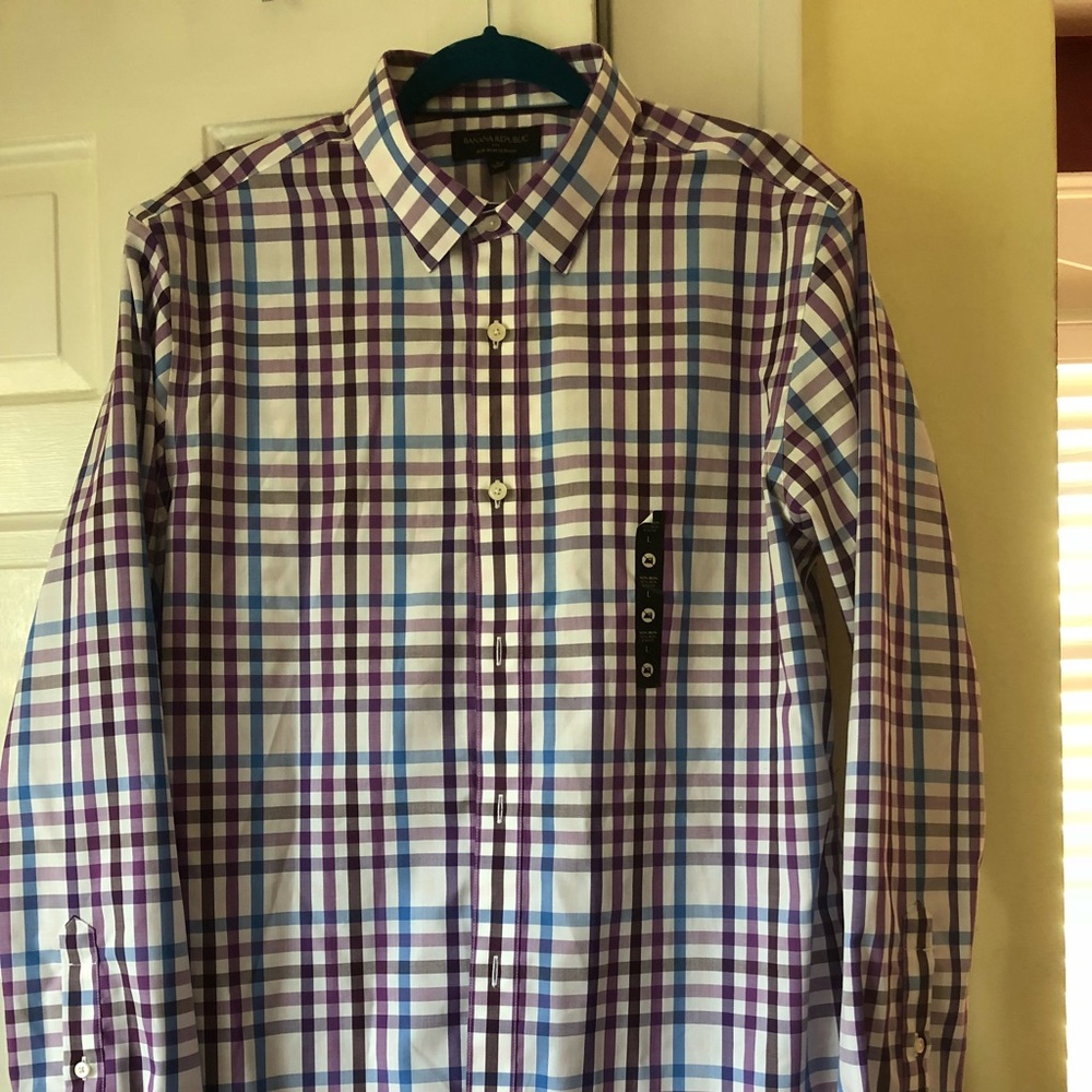 Banana Republic men’s fitted dress shirt